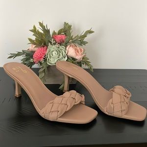 Mix No.6 - Beige neutral kitten heel braided slides. Size 9. Never worn.